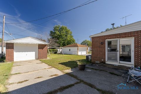 Tiny photo for 6102 Everwood Road, Toledo, OH 43613 (MLS # 6136695)