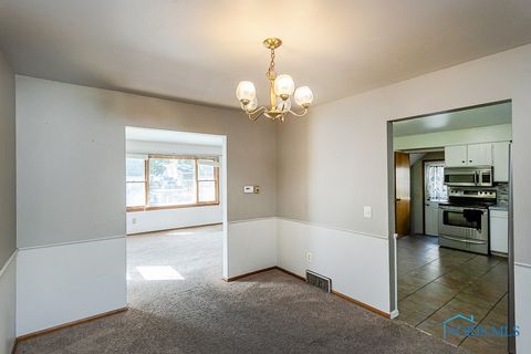 Tiny photo for 6102 Everwood Road, Toledo, OH 43613 (MLS # 6136695)