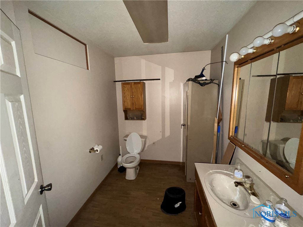 1396 W Woodruff Avenue, Toledo, Ohio image 5