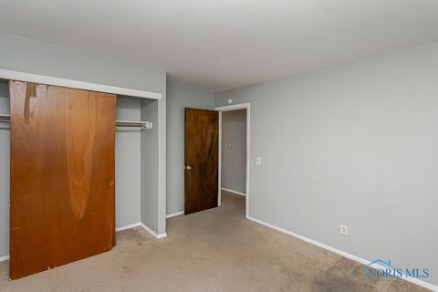 Tiny photo for 1409 Liberty Street, Toledo, OH 43605 (MLS # 6136975)