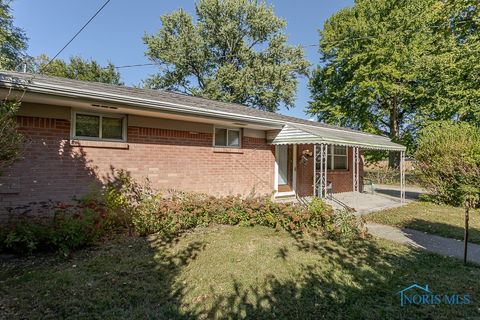 Tiny photo for 1409 Liberty Street, Toledo, OH 43605 (MLS # 6136975)