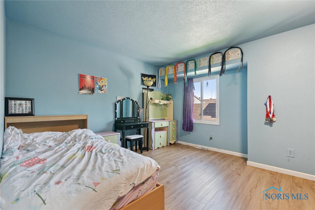 2540 Plum Leaf Lane, Toledo, Ohio image 28