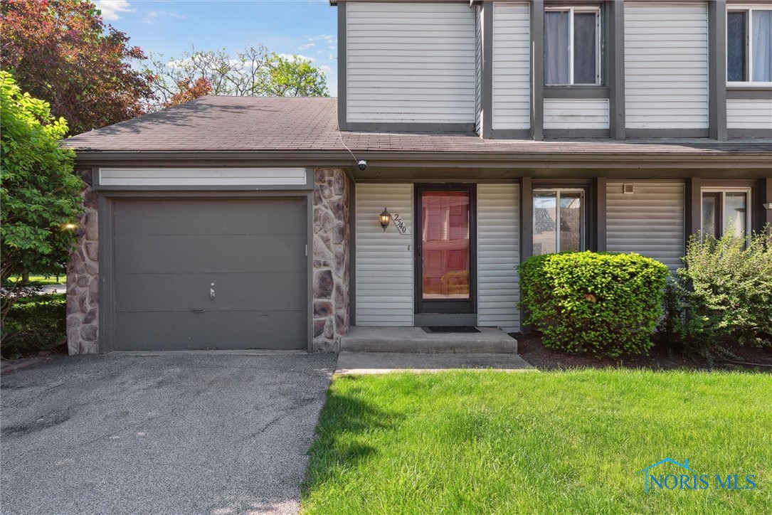 2540 Plum Leaf Lane, Toledo, Ohio image 6