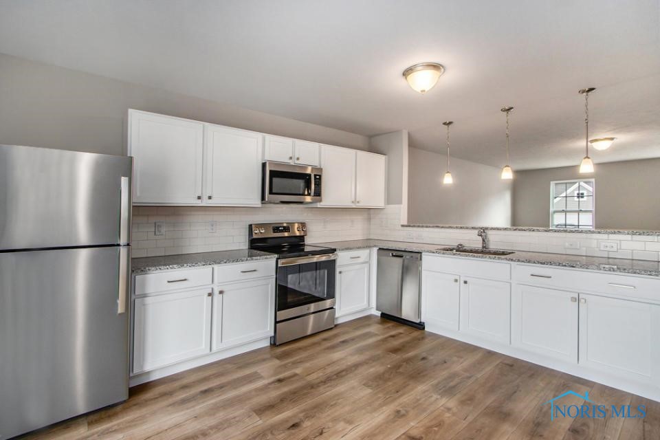 349 Douglas Drive, Liberty Center, Ohio image 3