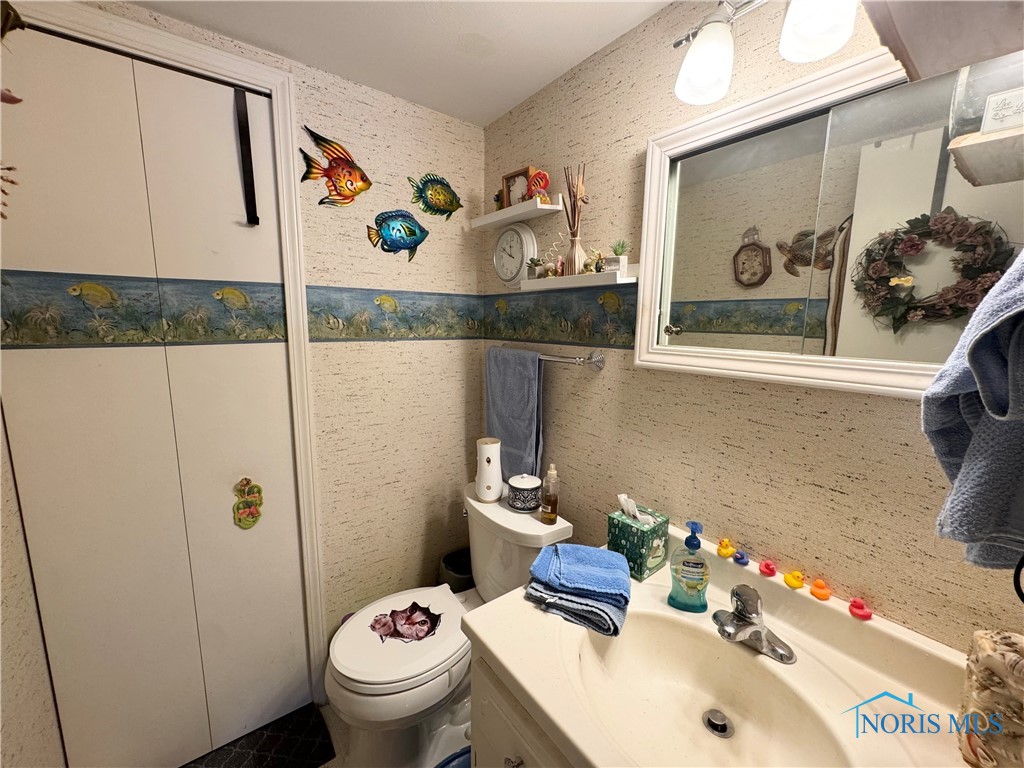 5530 Heatherdowns Boulevard #2, Toledo, Ohio image 10