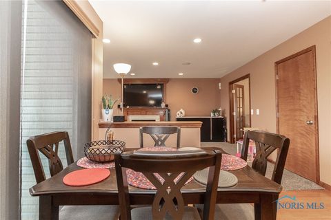 Tiny photo for 1794 Horseshoe Bend Drive, Perrysburg, OH 43551 (MLS # 6136161)
