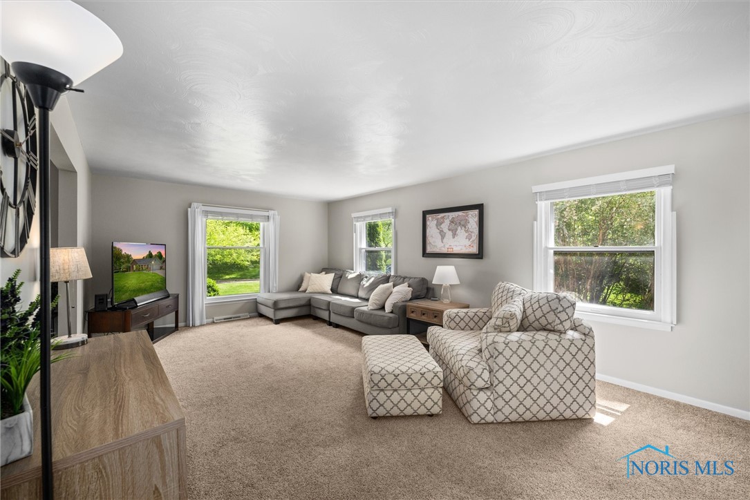 5511 Bent Oak Road, Sylvania, Ohio image 10
