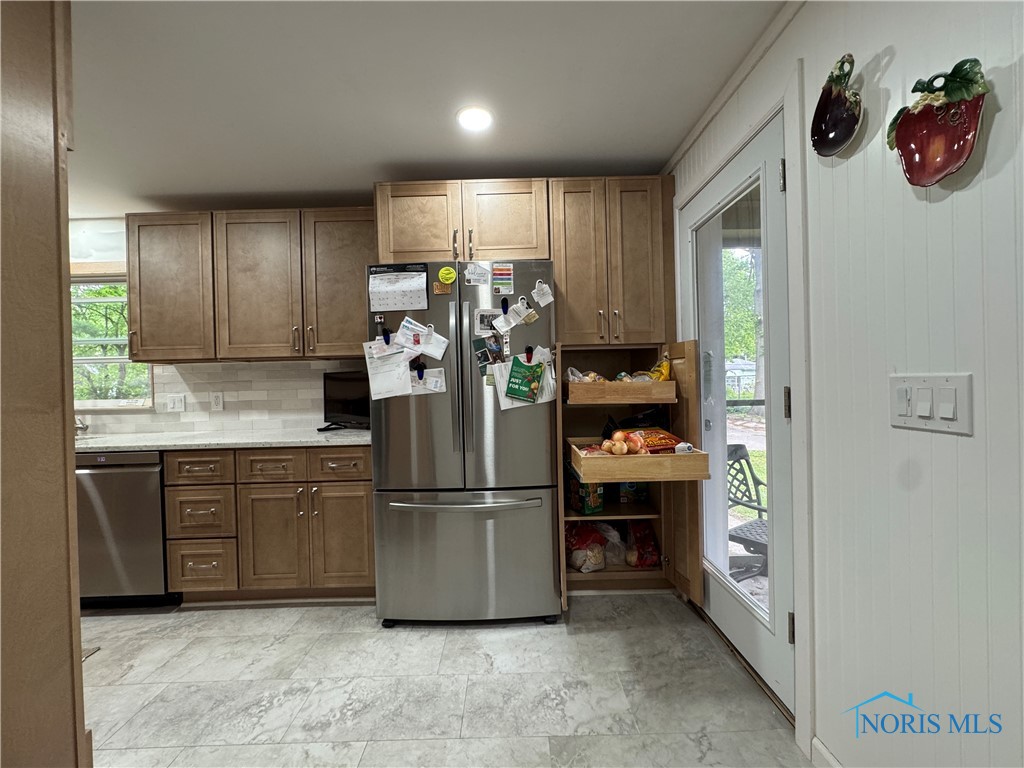 1226 Champe Road, Toledo, Ohio image 10