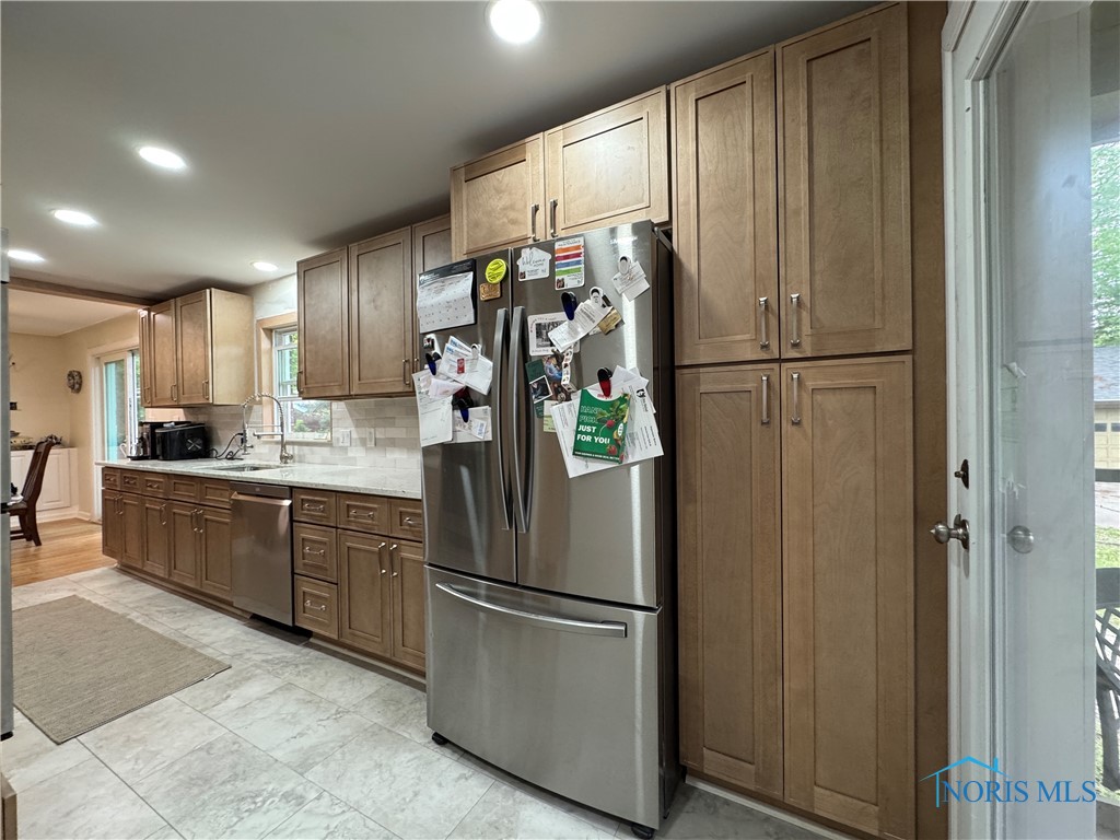 1226 Champe Road, Toledo, Ohio image 11