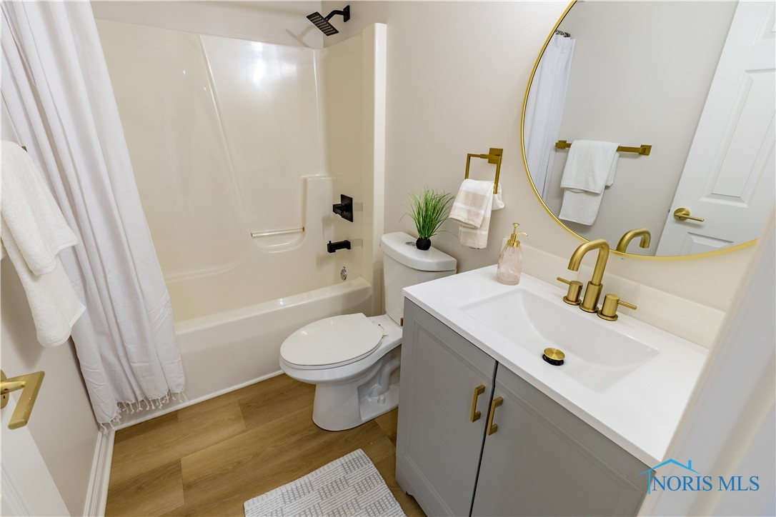 26328 Stillwater Drive, Perrysburg, Ohio image 37