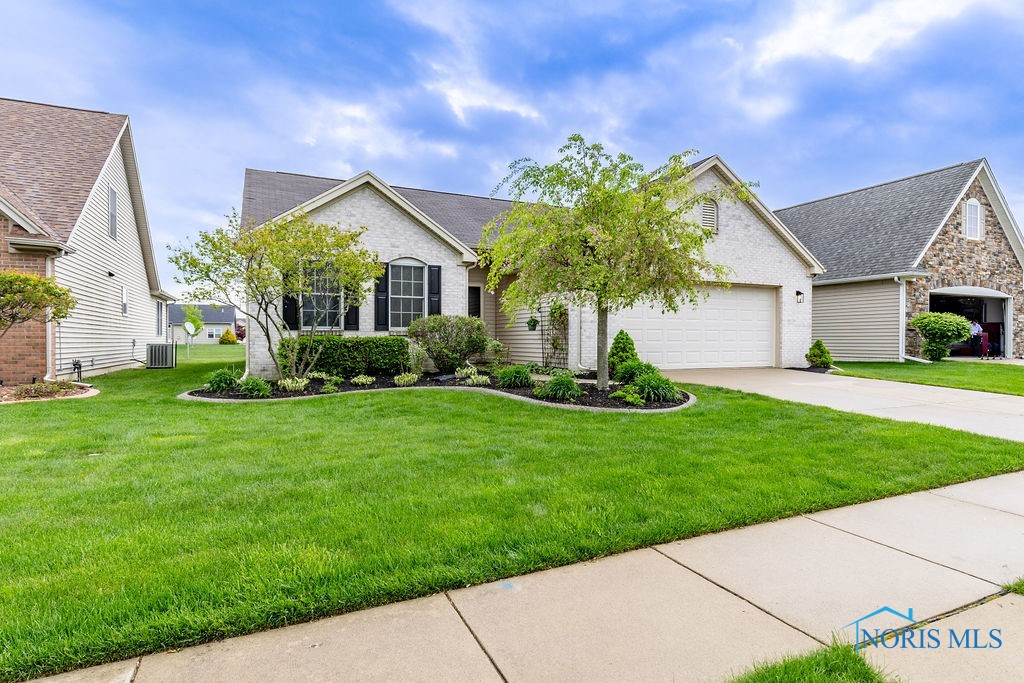 26328 Stillwater Drive, Perrysburg, Ohio image 1
