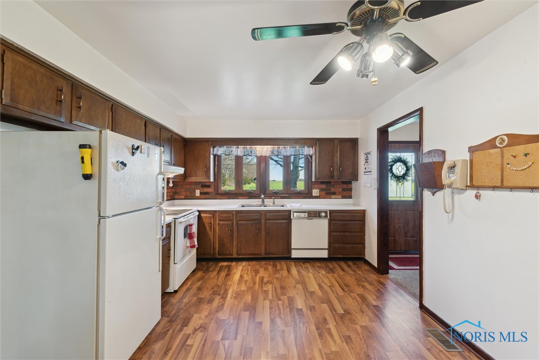 16-485 County Road R, Napoleon, Ohio image 18