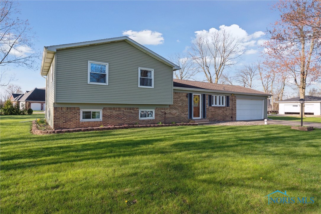 16-485 County Road R, Napoleon, Ohio image 2