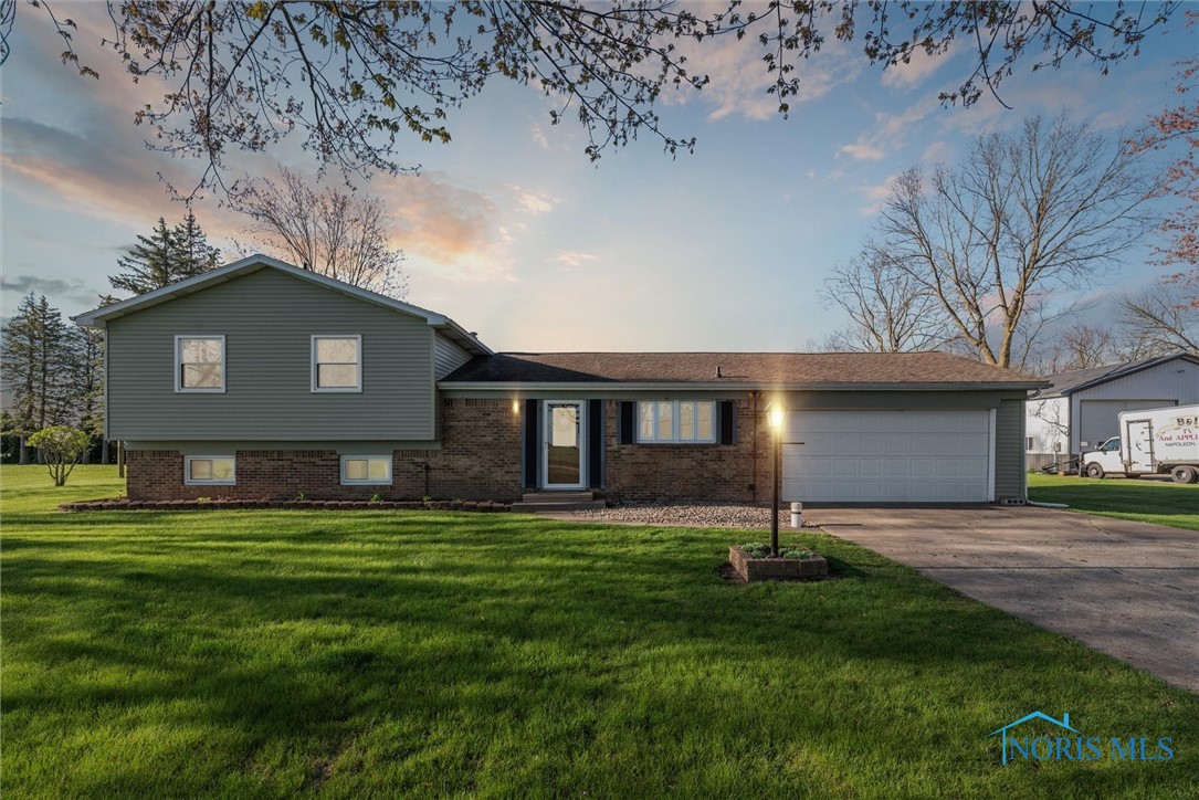 16-485 County Road R, Napoleon, Ohio image 1