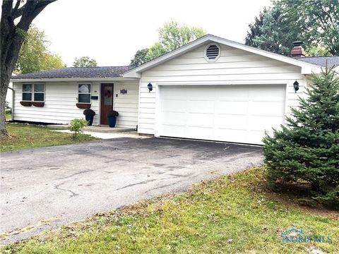 Tiny photo for 168 Garmatter Street, Bluffton, OH 45817 (MLS # 6136611)