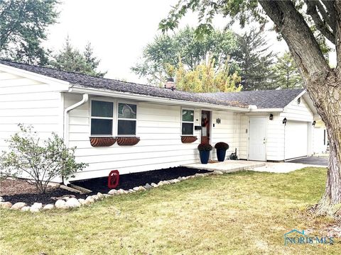 Tiny photo for 168 Garmatter Street, Bluffton, OH 45817 (MLS # 6136611)
