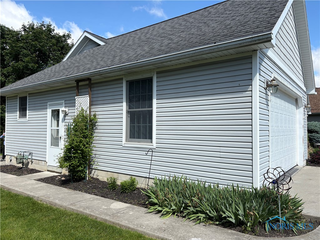 80 S Brookside Drive, Oak Harbor, Ohio image 4