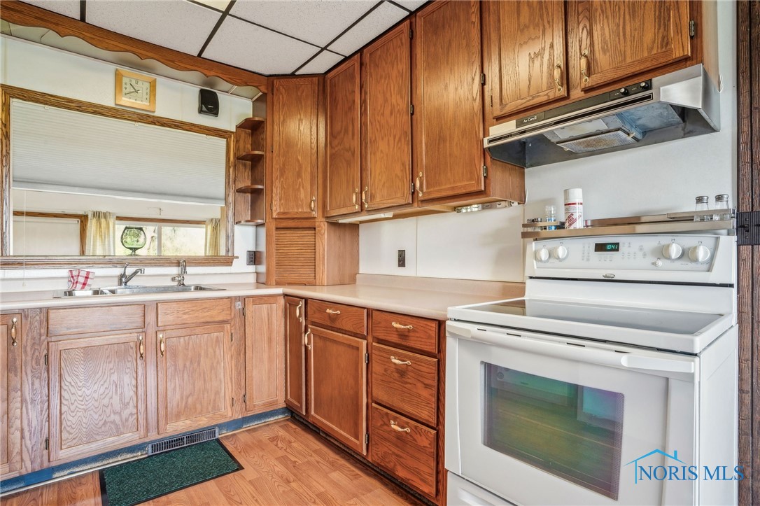 2435 Fostoria Road, Fostoria, Ohio image 28