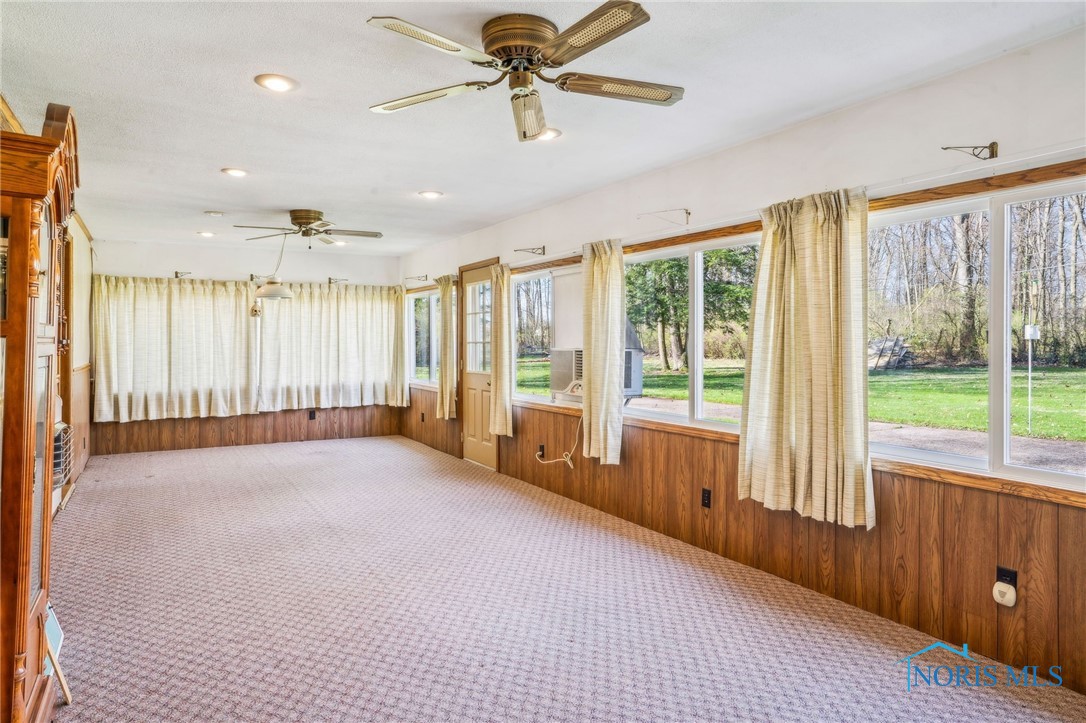 2435 Fostoria Road, Fostoria, Ohio image 20