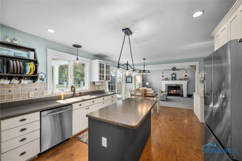 Tiny photo for 1852 Horseshoe Bend Drive, Perrysburg, OH 43551 (MLS # 6136519)