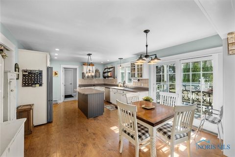 Tiny photo for 1852 Horseshoe Bend Drive, Perrysburg, OH 43551 (MLS # 6136519)