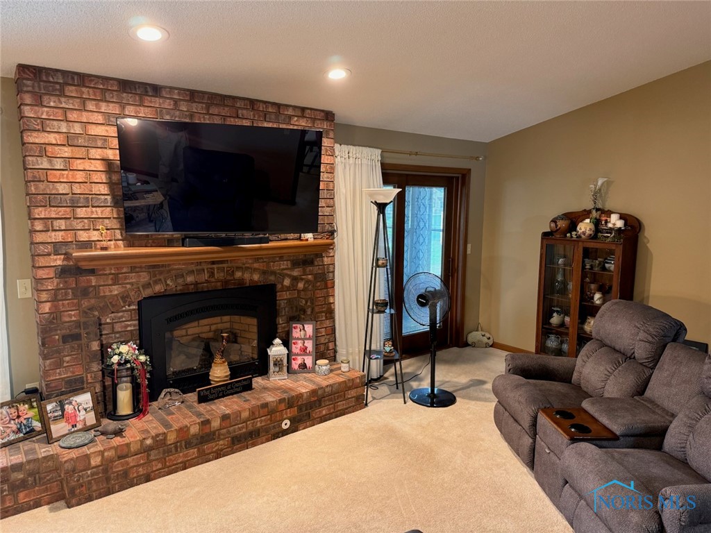 128 Shaffer Boulevard