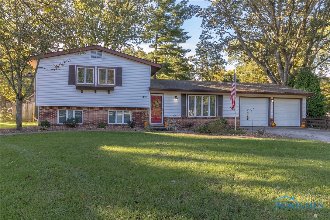 631 Crestview Drive, Bowling Green, Ohio image 1