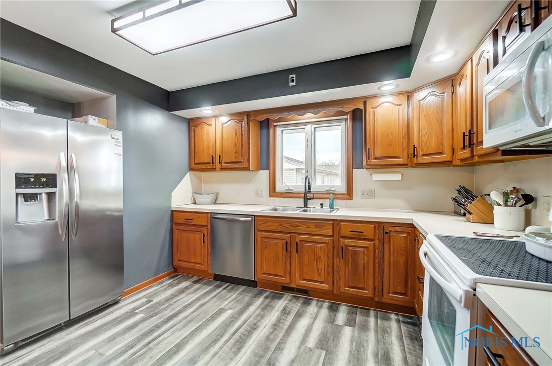 714 Winterhaven Drive, Findlay, Ohio image 16