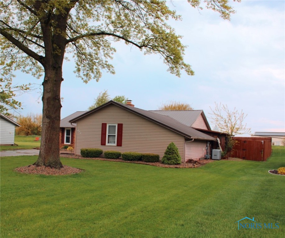508 Maple Lane, Hicksville, Ohio image 4