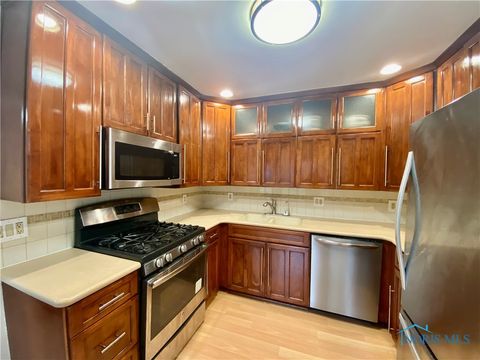 Tiny photo for 6922 Gettysburg Drive, Sylvania, OH 43560 (MLS # 6136964)