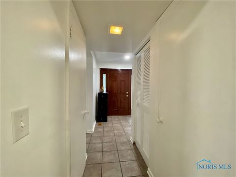 Tiny photo for 6922 Gettysburg Drive, Sylvania, OH 43560 (MLS # 6136964)