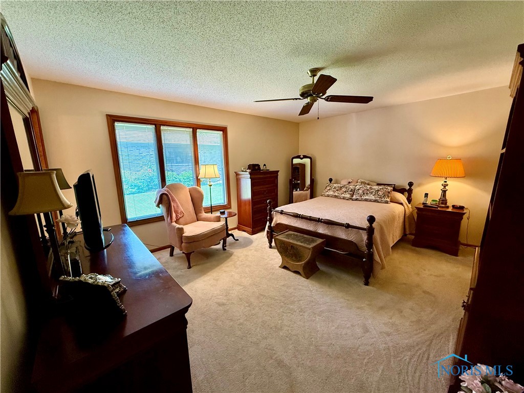 38 La Plas Drive, Findlay, Ohio image 24