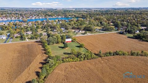 Tiny photo for 3044 Albon Road, Maumee, OH 43537 (MLS # 6137007)
