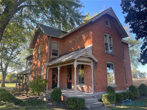 Tiny photo for 3044 Albon Road, Maumee, OH 43537 (MLS # 6137007)