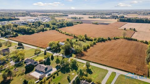 Tiny photo for 3044 Albon Road, Maumee, OH 43537 (MLS # 6137007)