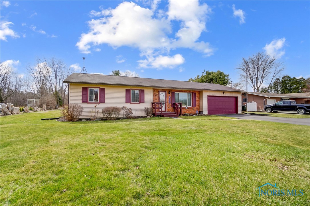 4943 Alexander Road, Pemberville, Ohio image 2