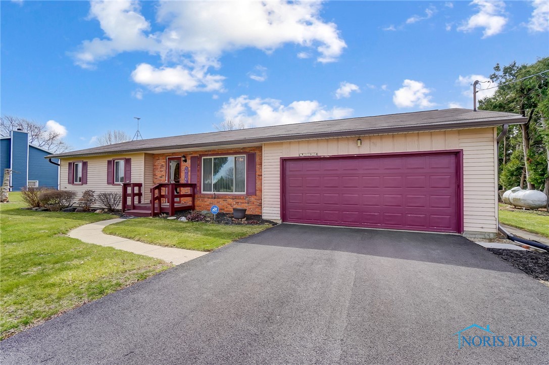 4943 Alexander Road, Pemberville, Ohio image 4