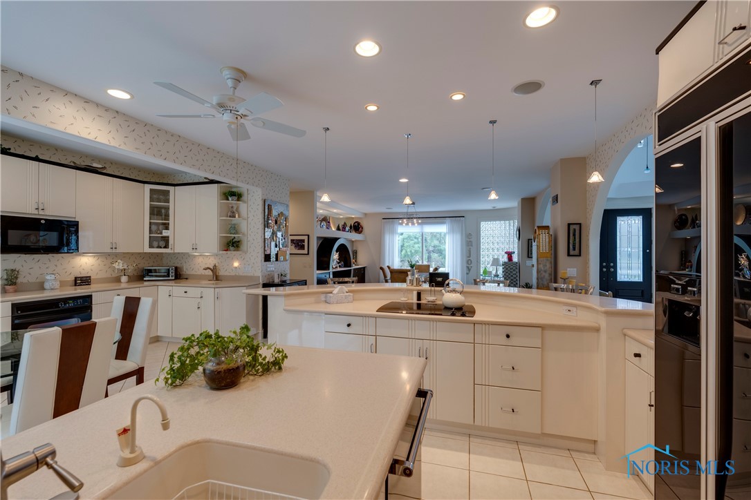 4354 Corey Road, Toledo, Ohio image 13