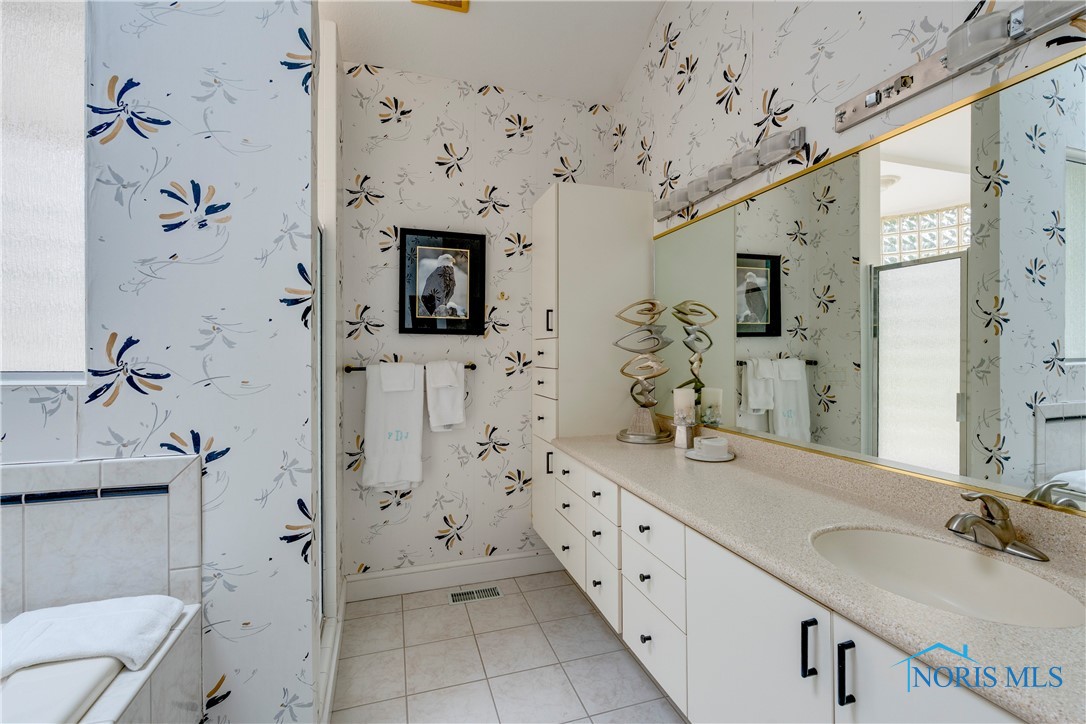 4354 Corey Road, Toledo, Ohio image 22