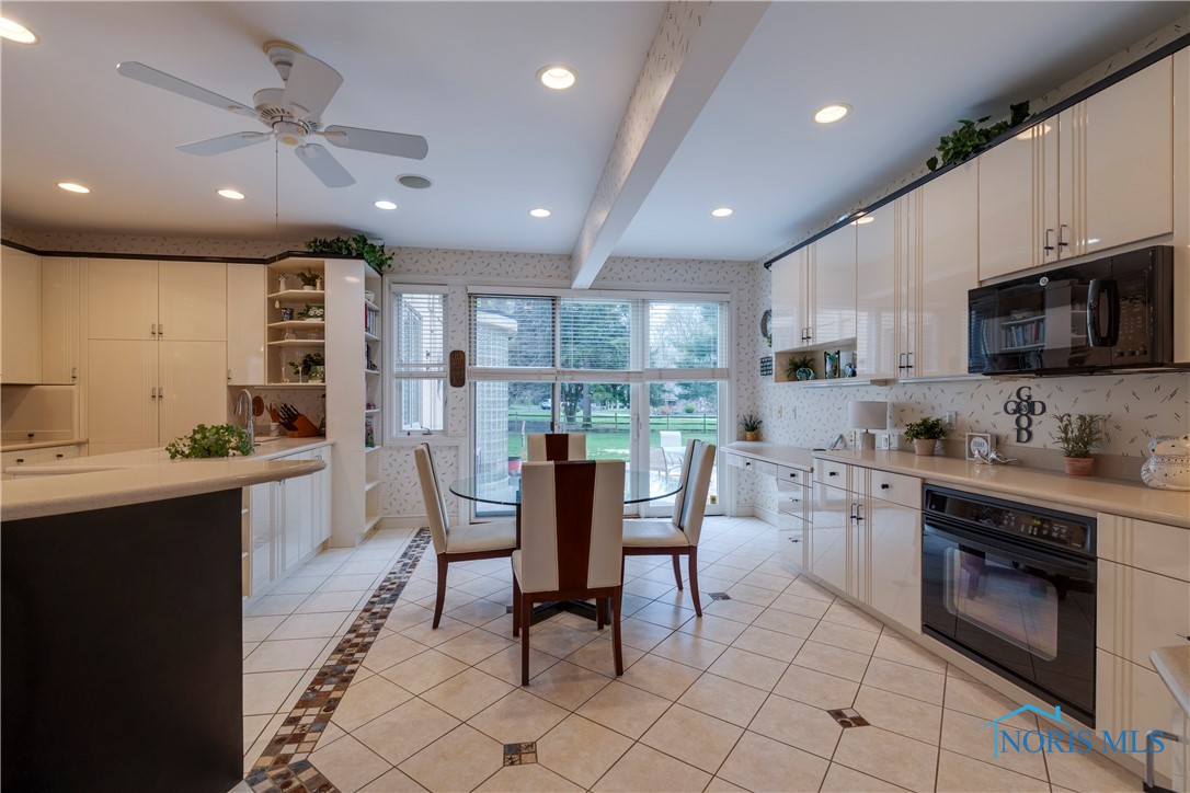 4354 Corey Road, Toledo, Ohio image 11