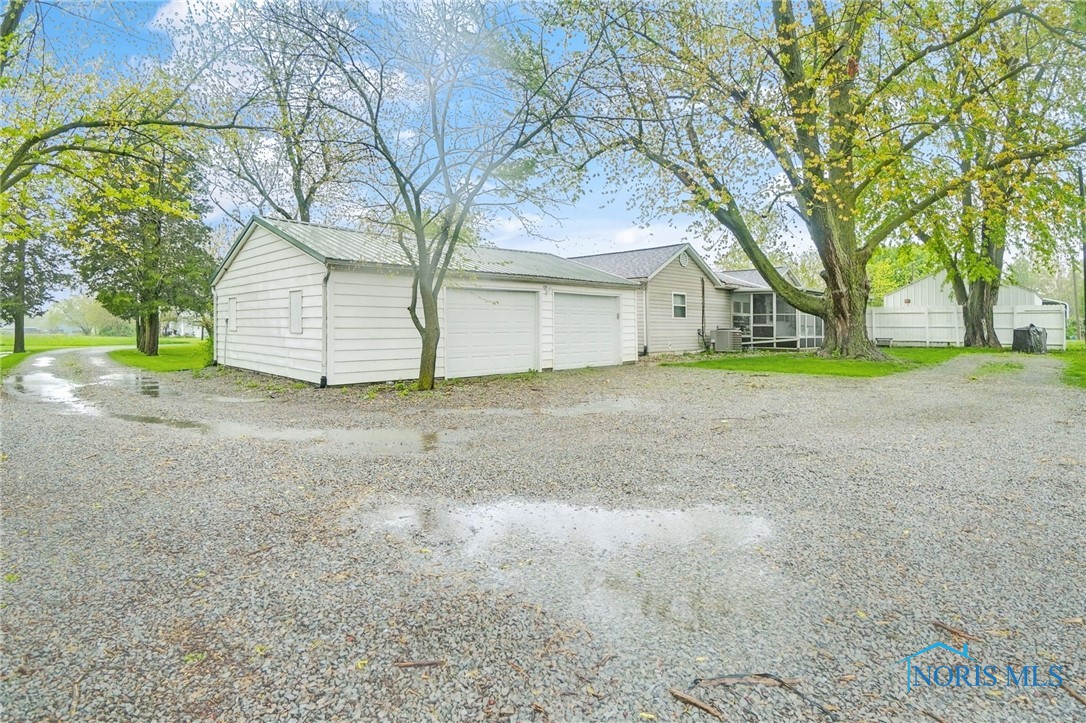 1805 Blaine Street, Findlay, Ohio image 1