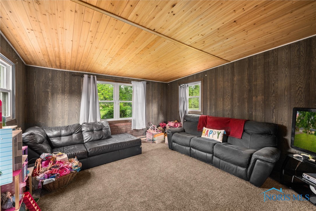 19330 N Dixie Highway, Bowling Green, Ohio image 13