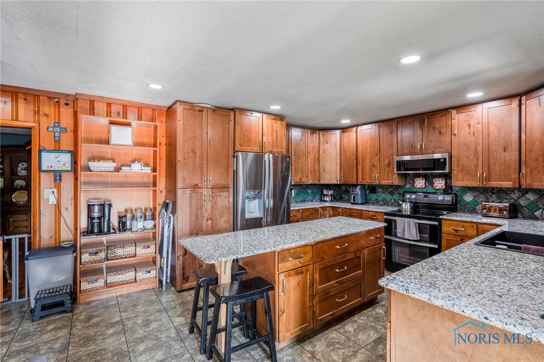 2620 Crissey Road, Sylvania, Ohio image 14
