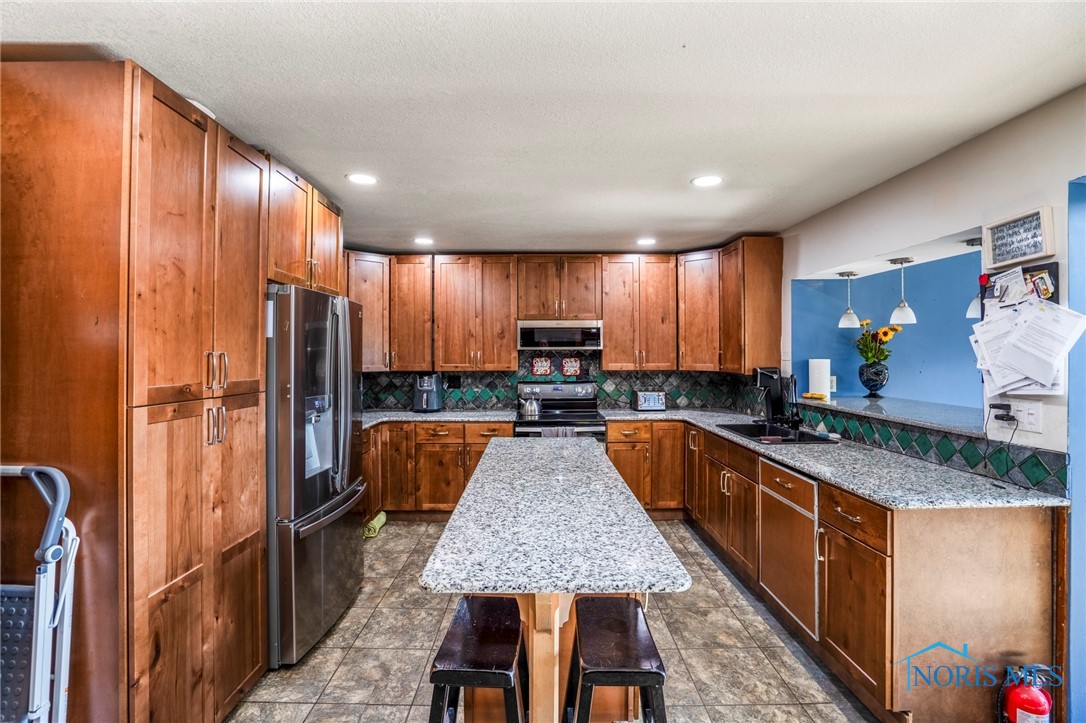 2620 Crissey Road, Sylvania, Ohio image 12