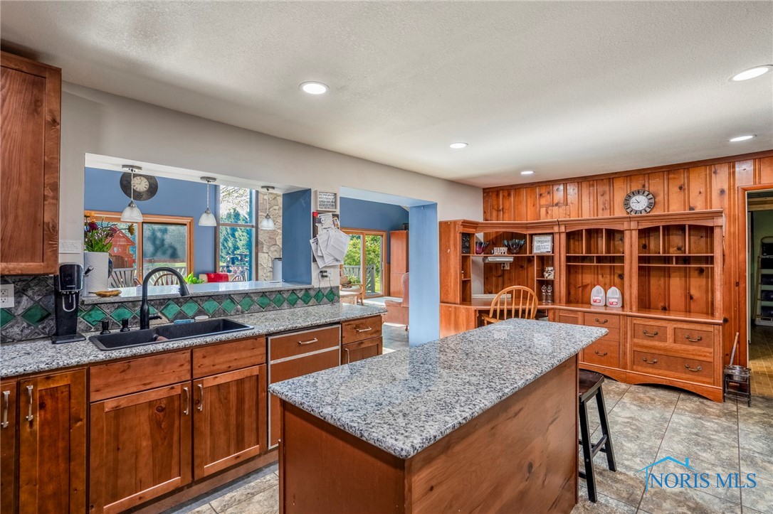 2620 Crissey Road, Sylvania, Ohio image 16