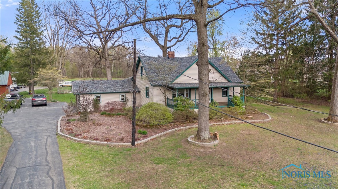 2620 Crissey Road, Sylvania, Ohio image 2