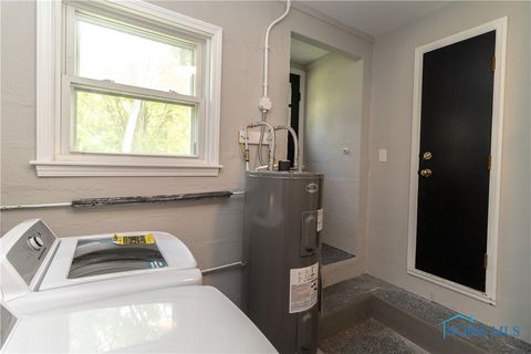 Tiny photo for 12922 Airport Highway, Swanton, OH 43558 (MLS # 6130784)