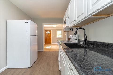 Tiny photo for 12922 Airport Highway, Swanton, OH 43558 (MLS # 6130784)