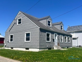 64 Saint Clair Street, Tiffin, Ohio image 3