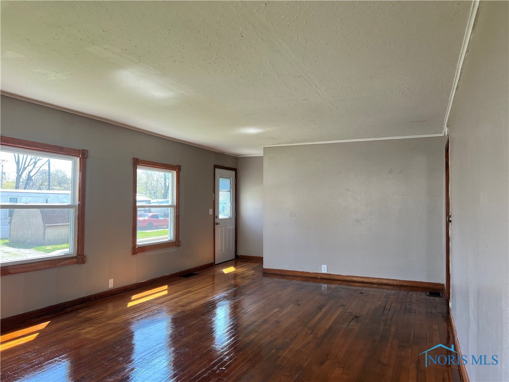 64 Saint Clair Street, Tiffin, Ohio image 6